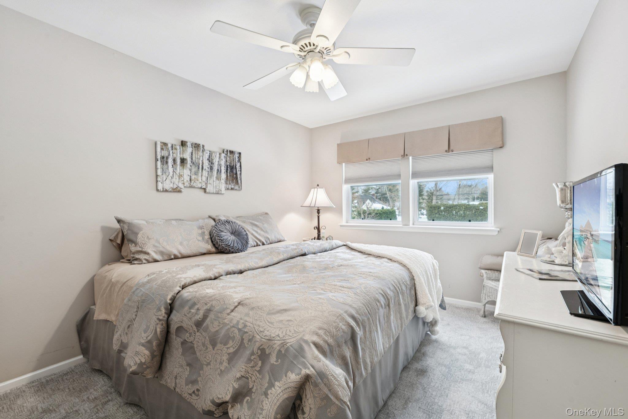 2 Robert Crescent, Stony Brook, NY 11790