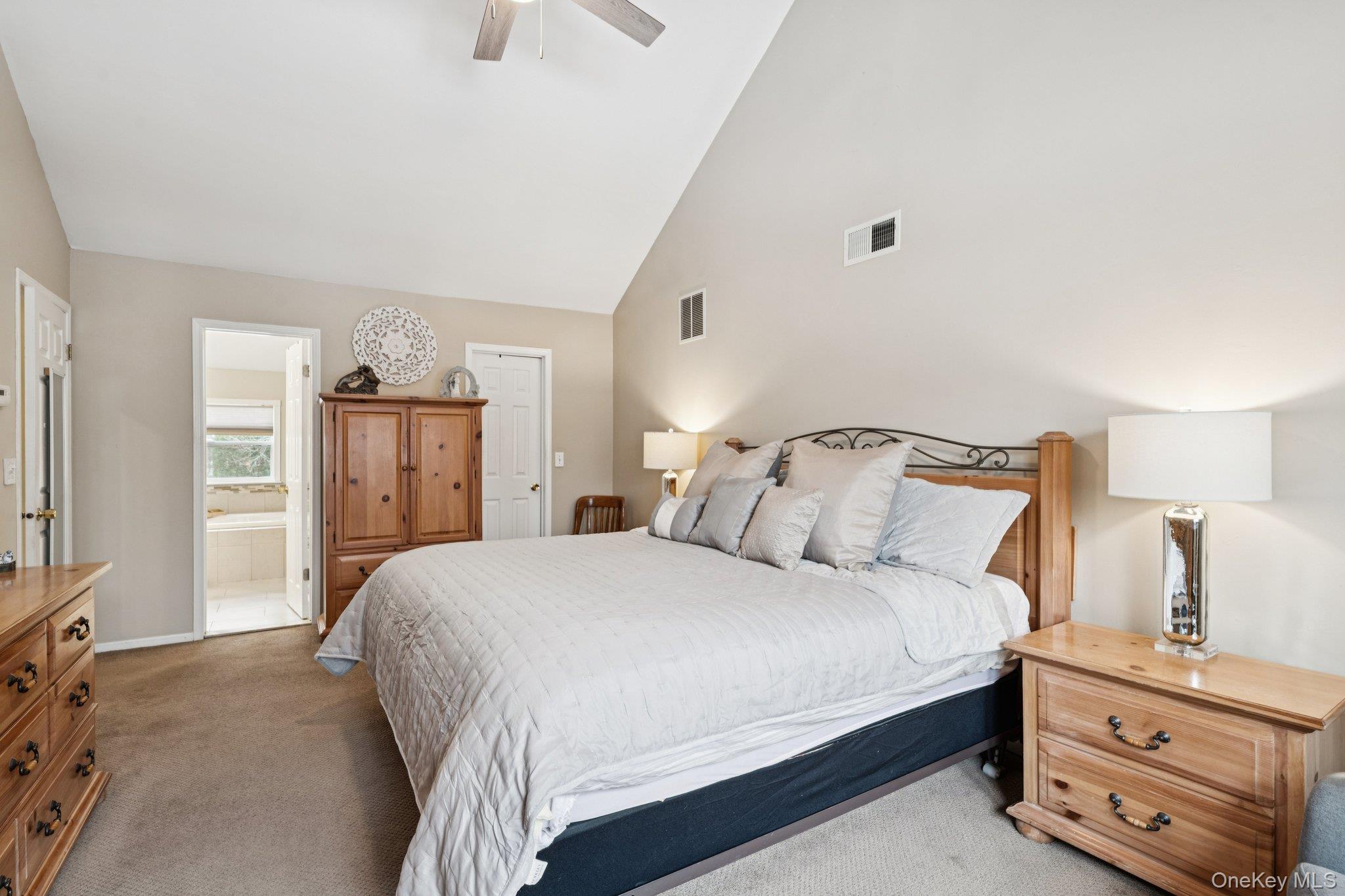 2 Robert Crescent, Stony Brook, NY 11790