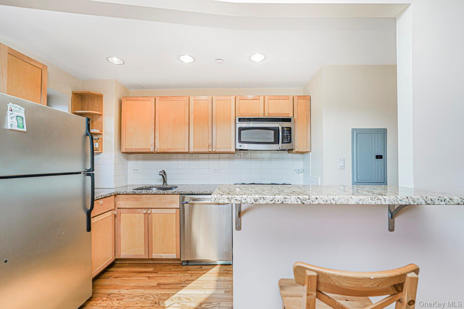 775 Lafayette # 5F, Brooklyn, NY 11221