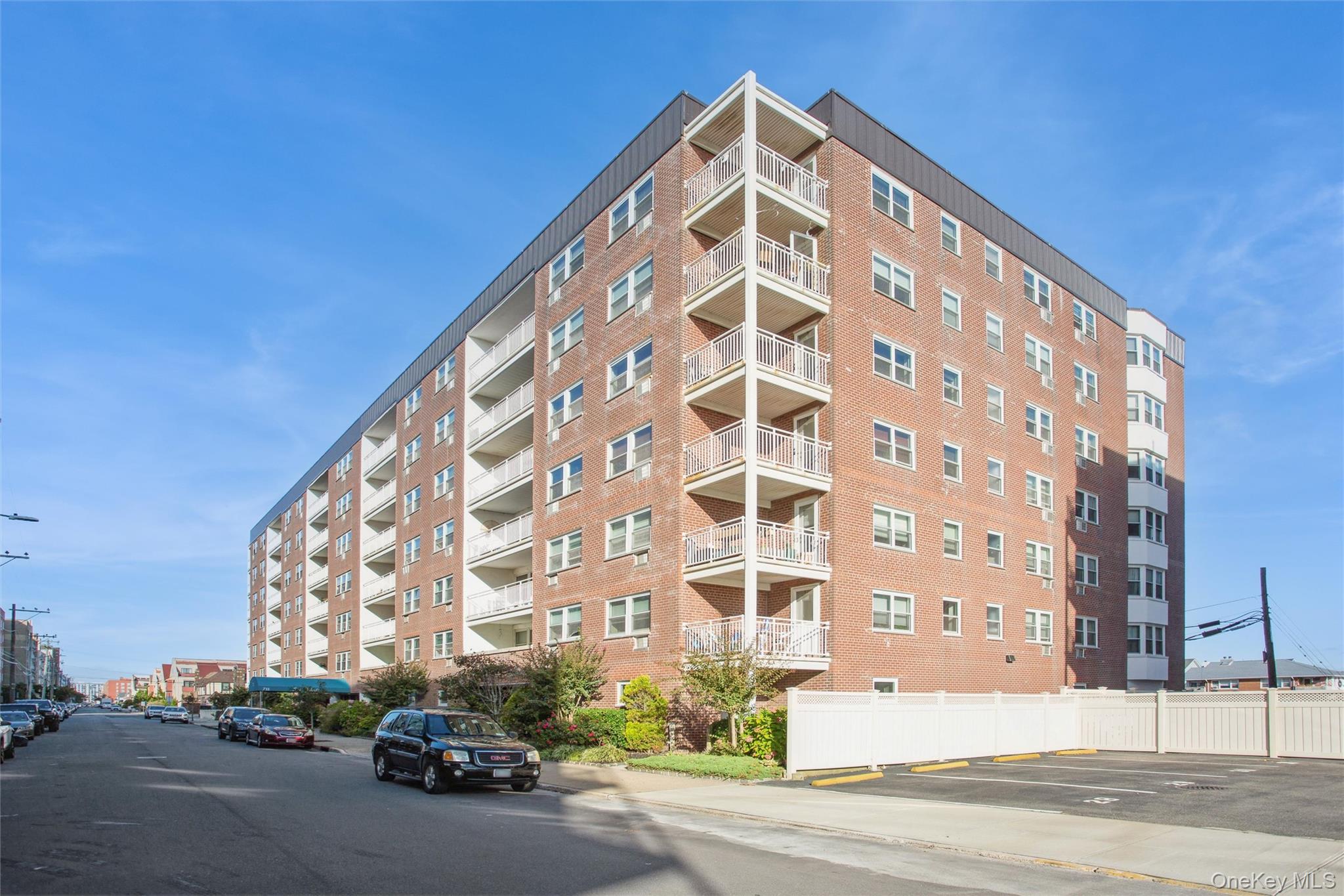 711 Shore Road # 2C, Long Beach, NY 11561