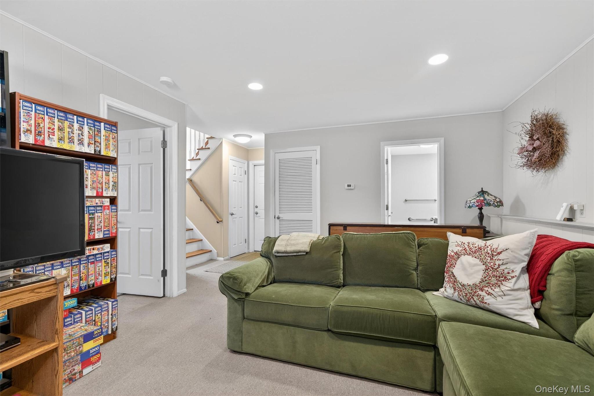 41 Montclair Avenue, Airmont, NY 10952