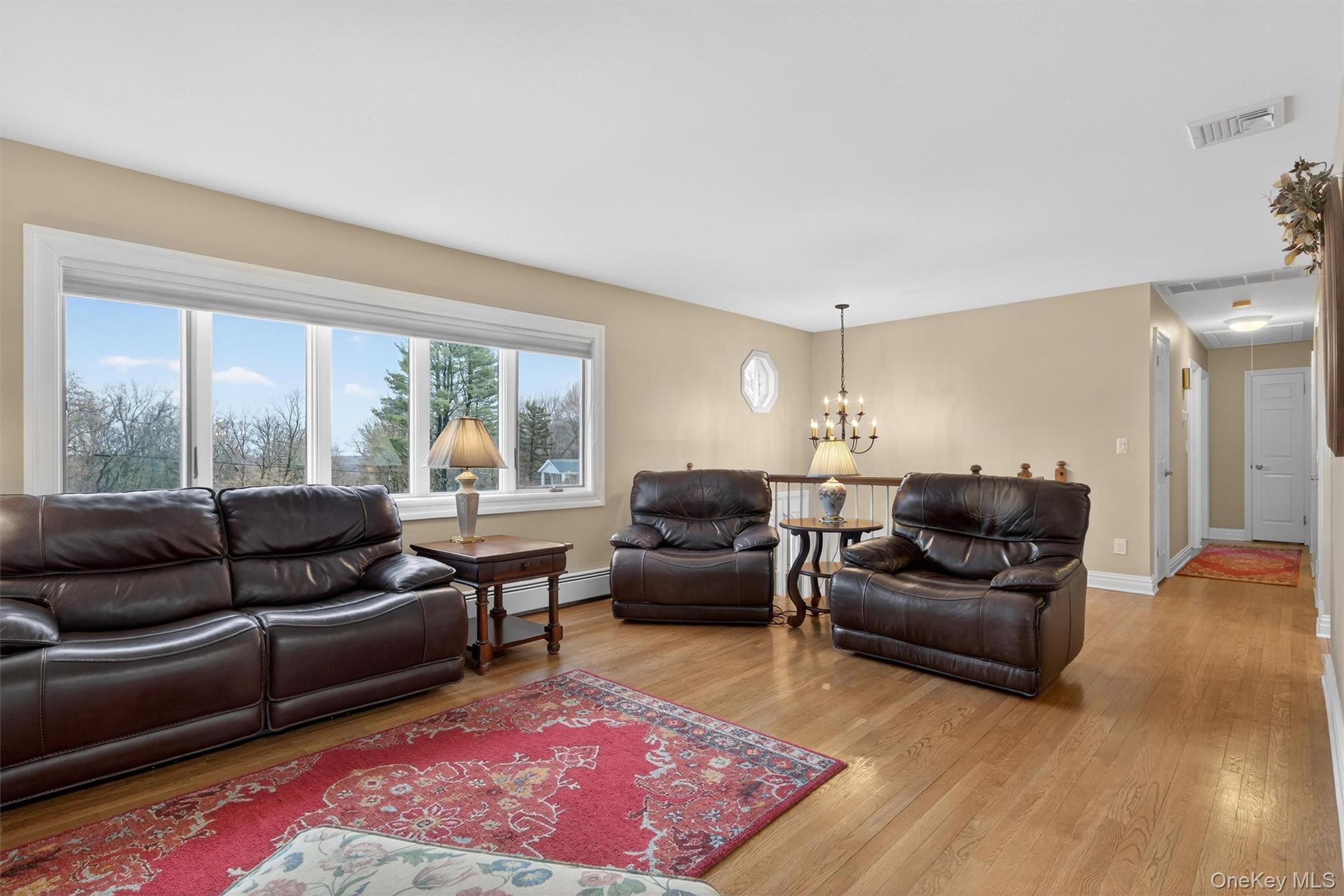 41 Montclair Avenue, Airmont, NY 10952