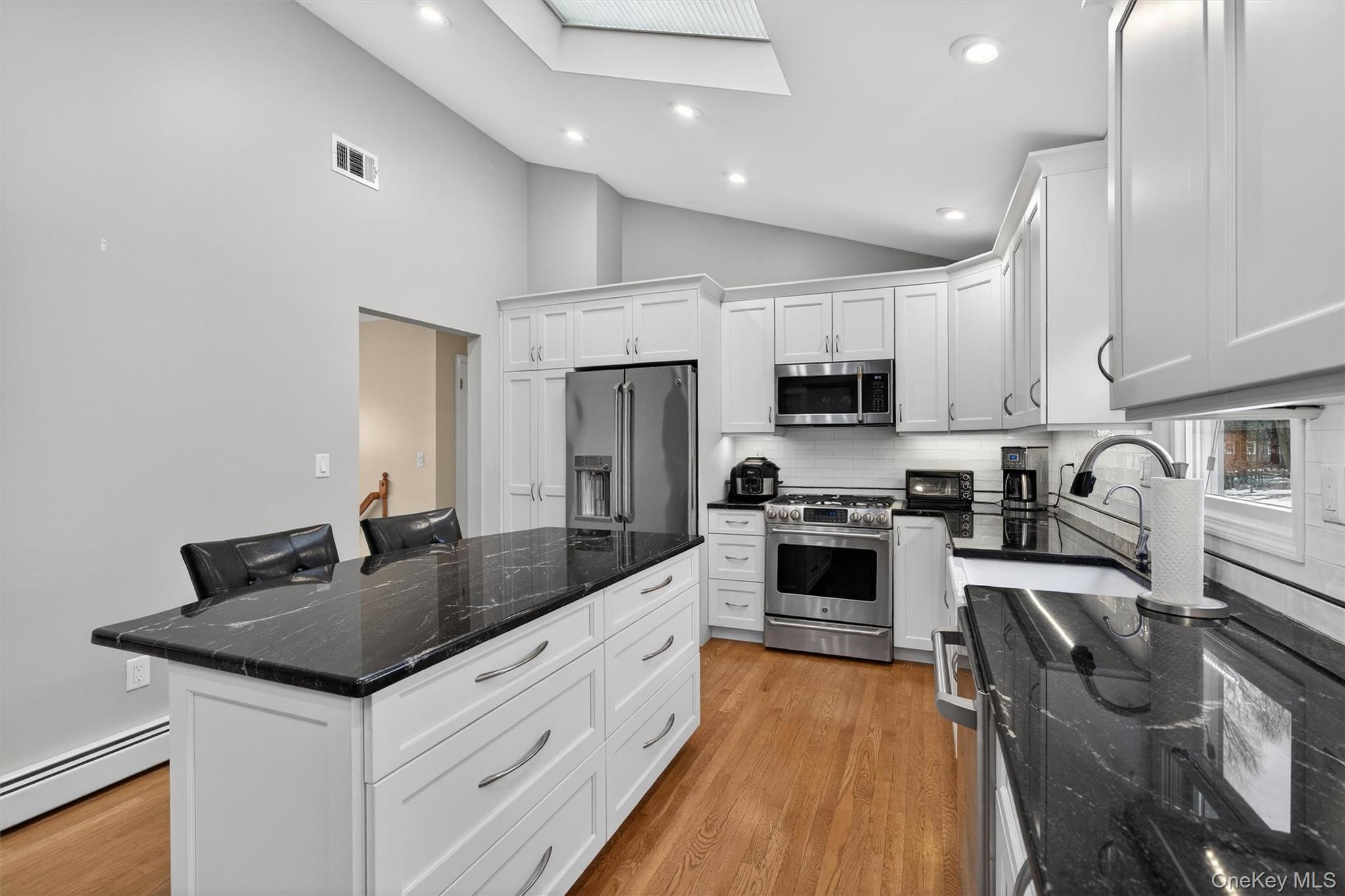 41 Montclair Avenue, Airmont, NY 10952