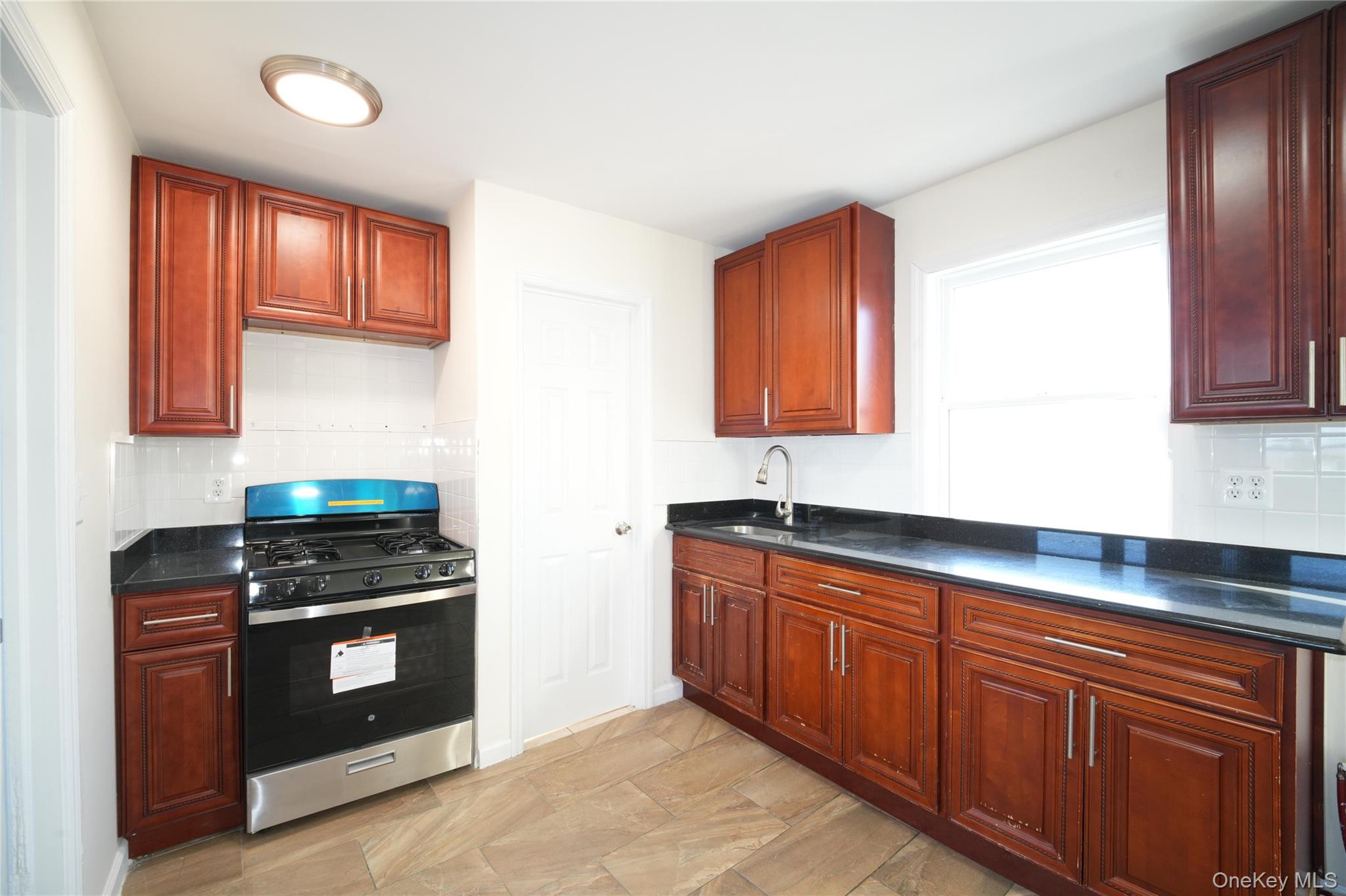 6040 55th Drive, Maspeth, NY 11378