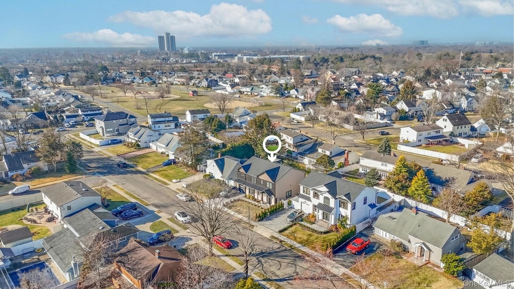 36 Foster Lane, Westbury, NY 11590