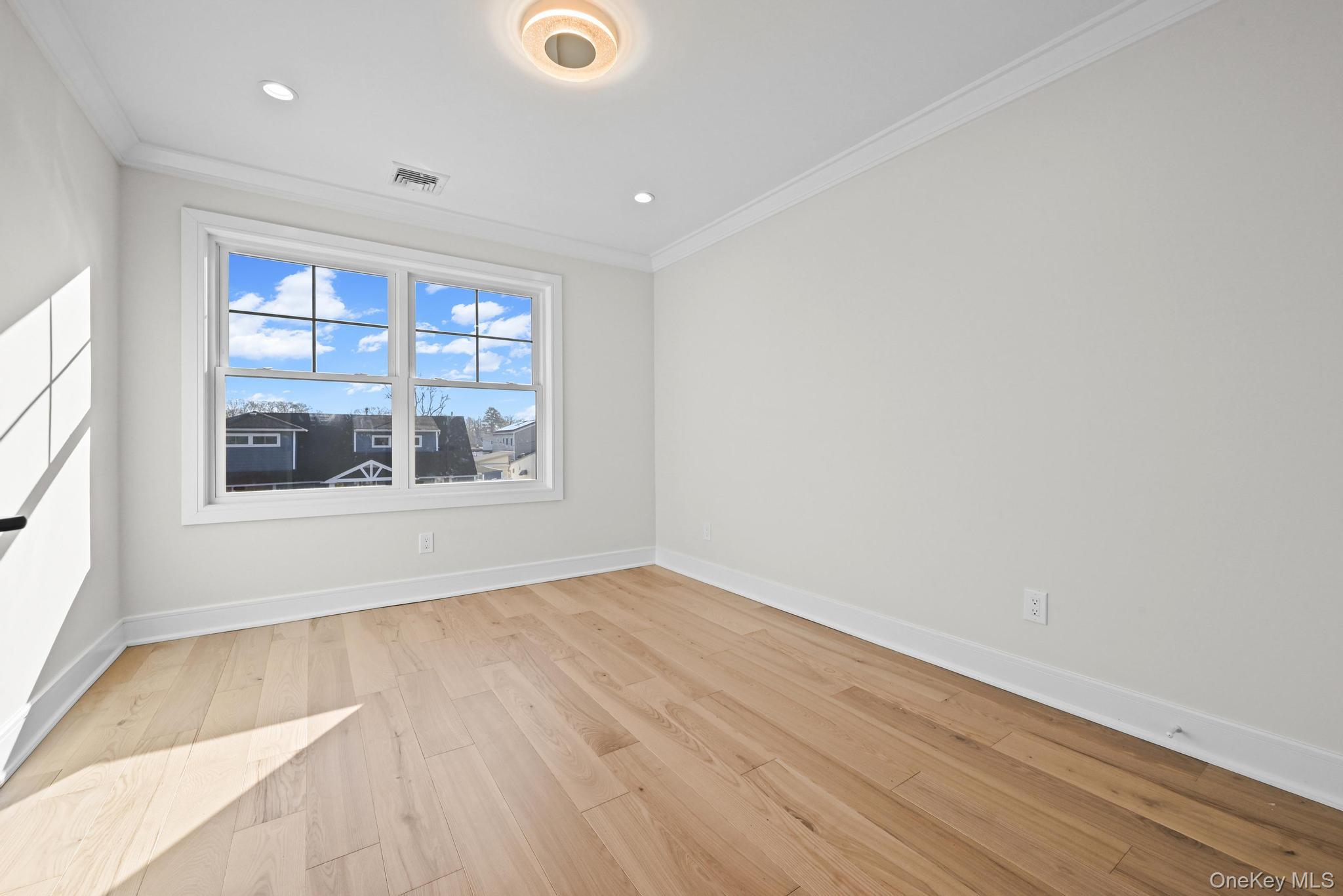 36 Foster Lane, Westbury, NY 11590