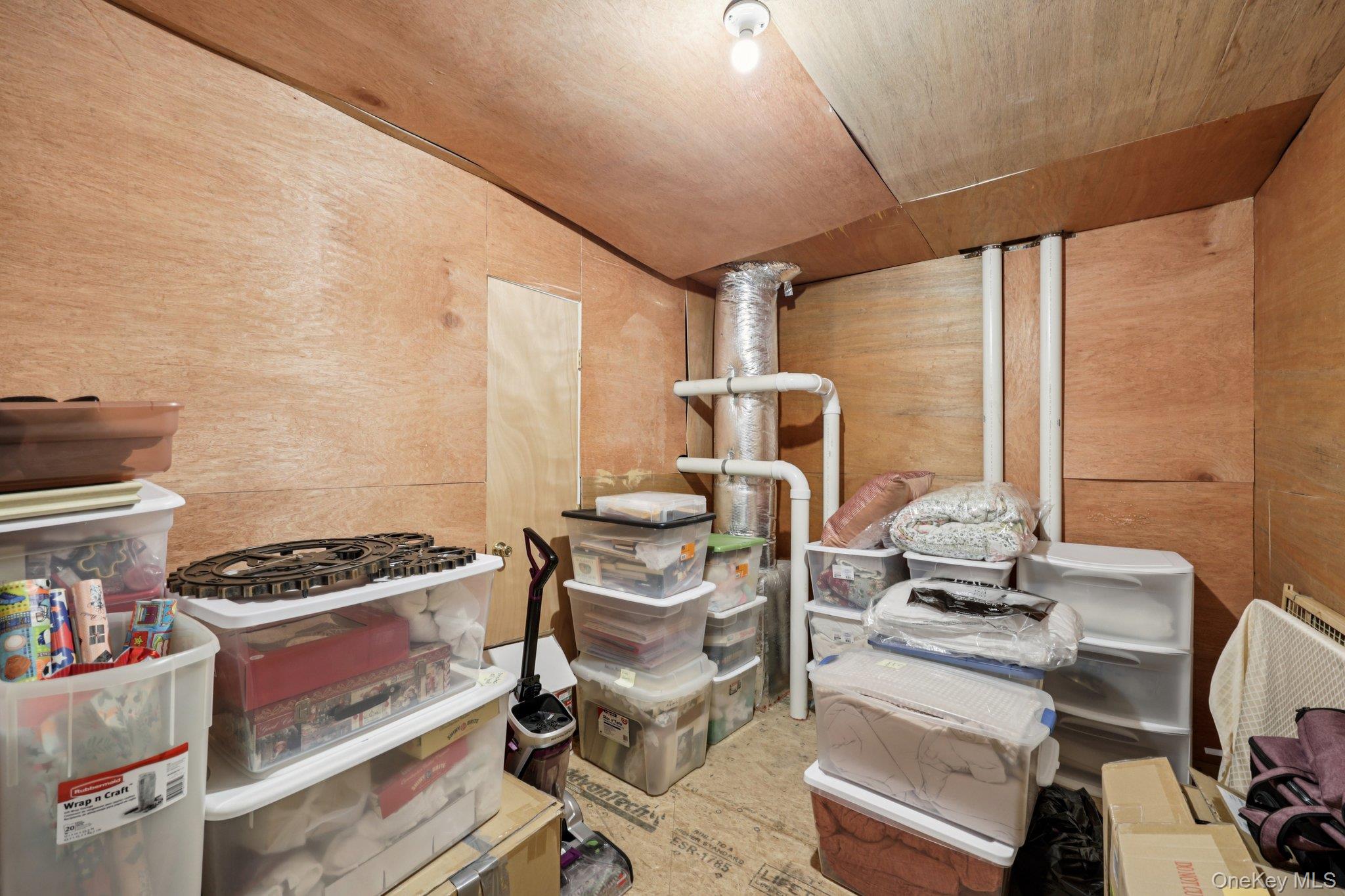 153 Stoneleigh Drive # 153, Riverhead, NY 11901