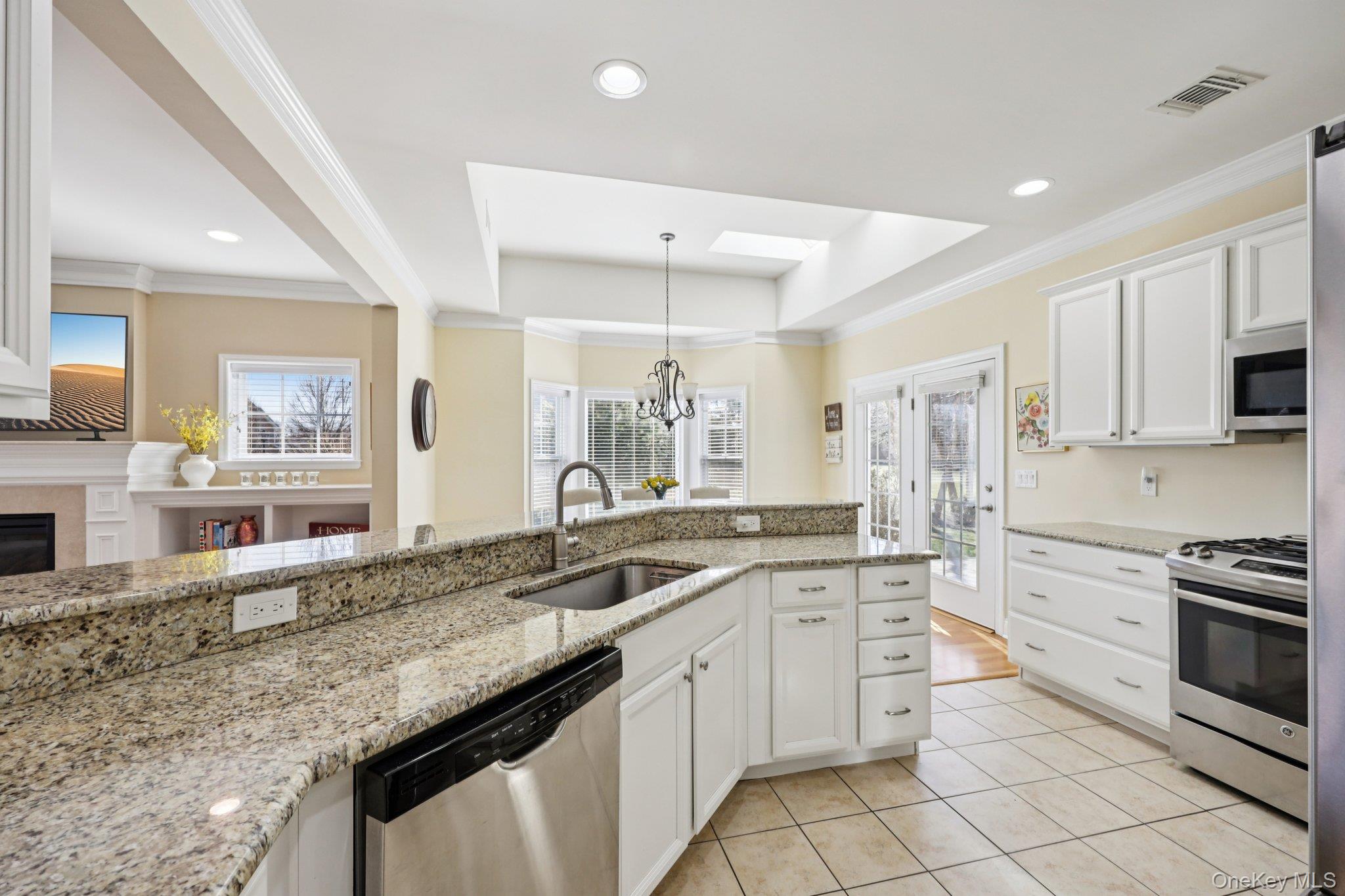 153 Stoneleigh Drive # 153, Riverhead, NY 11901