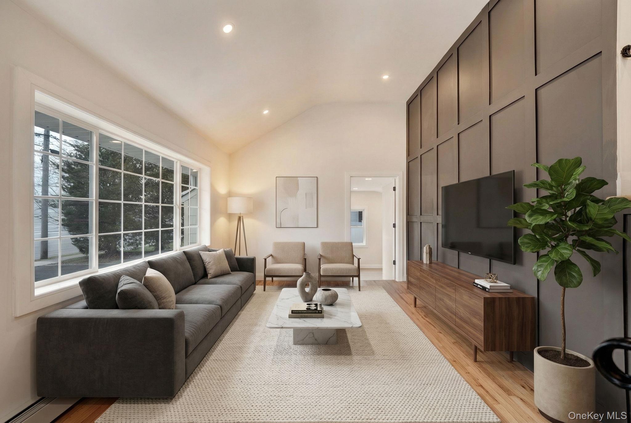 40 Durhamoc Lane, North Babylon, NY 11703