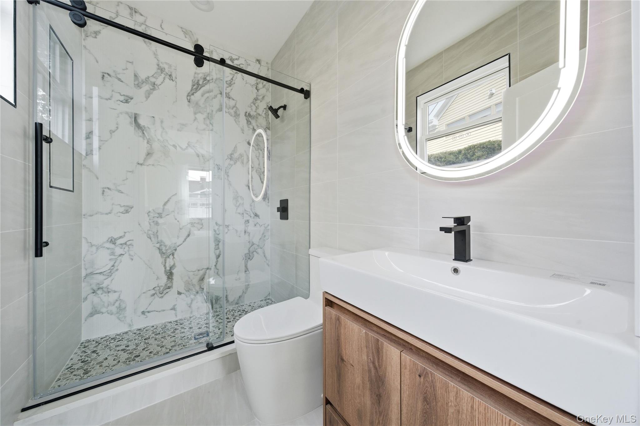 19 Arrow Lane, Hicksville, NY 11801