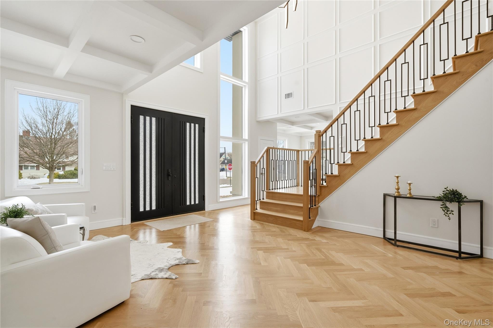 19 Arrow Lane, Hicksville, NY 11801