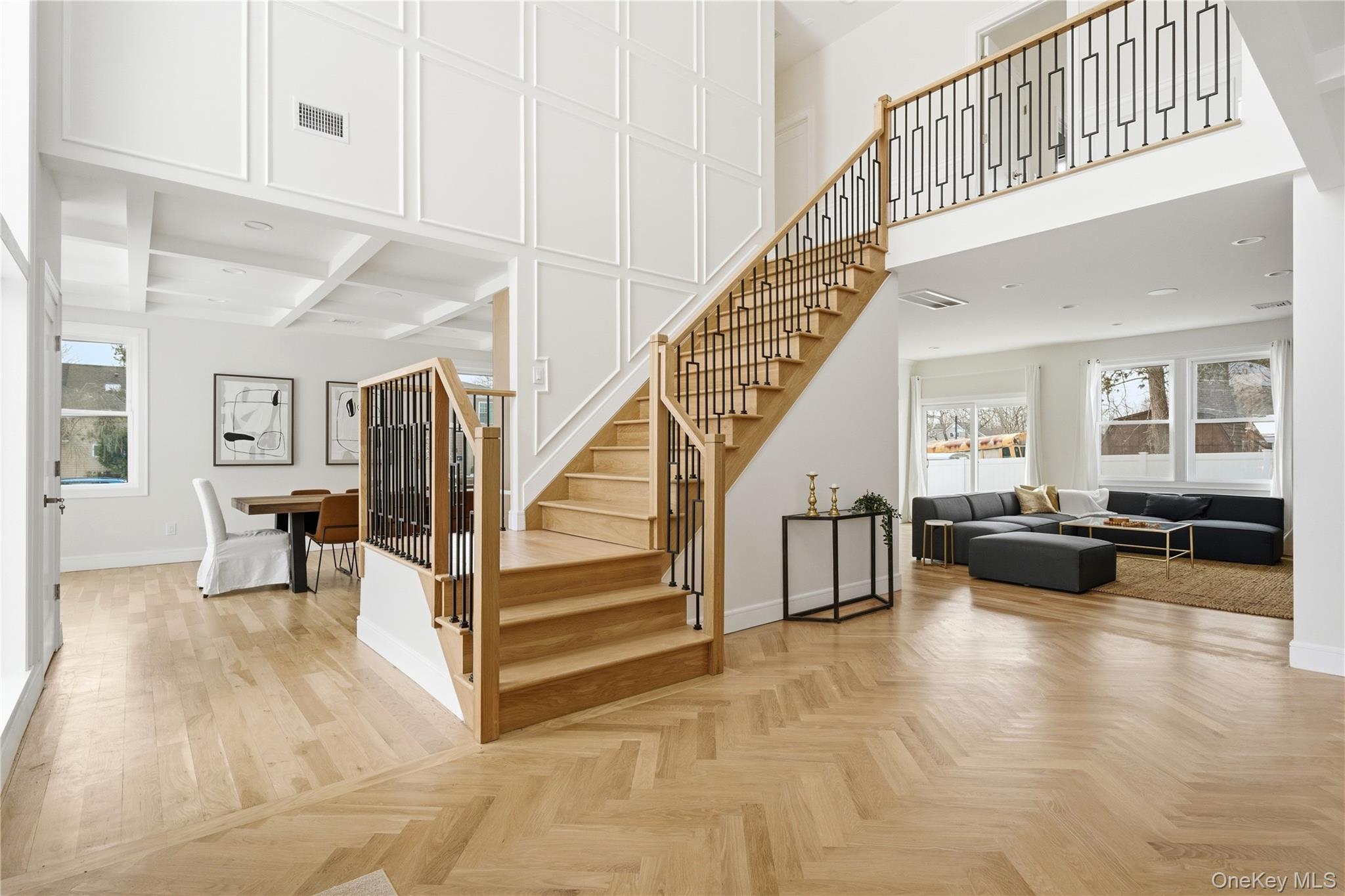 19 Arrow Lane, Hicksville, NY 11801