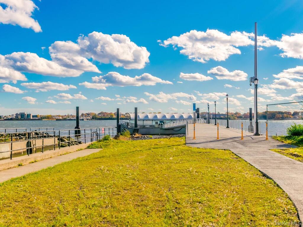 210 Sunset Boulevard, Bronx, NY 10473