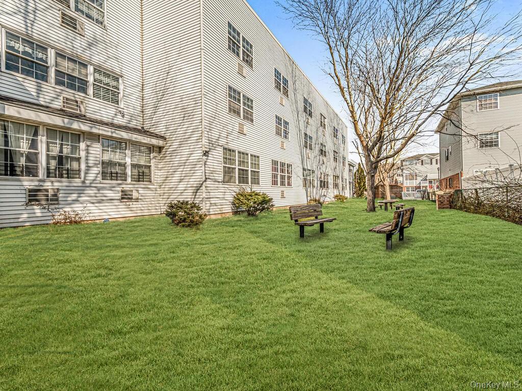 210 Sunset Boulevard, Bronx, NY 10473