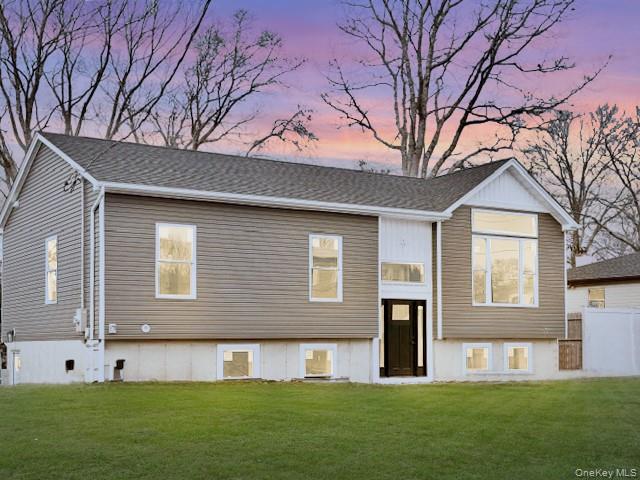 10 Amarr Drive, Shirley, NY 11967