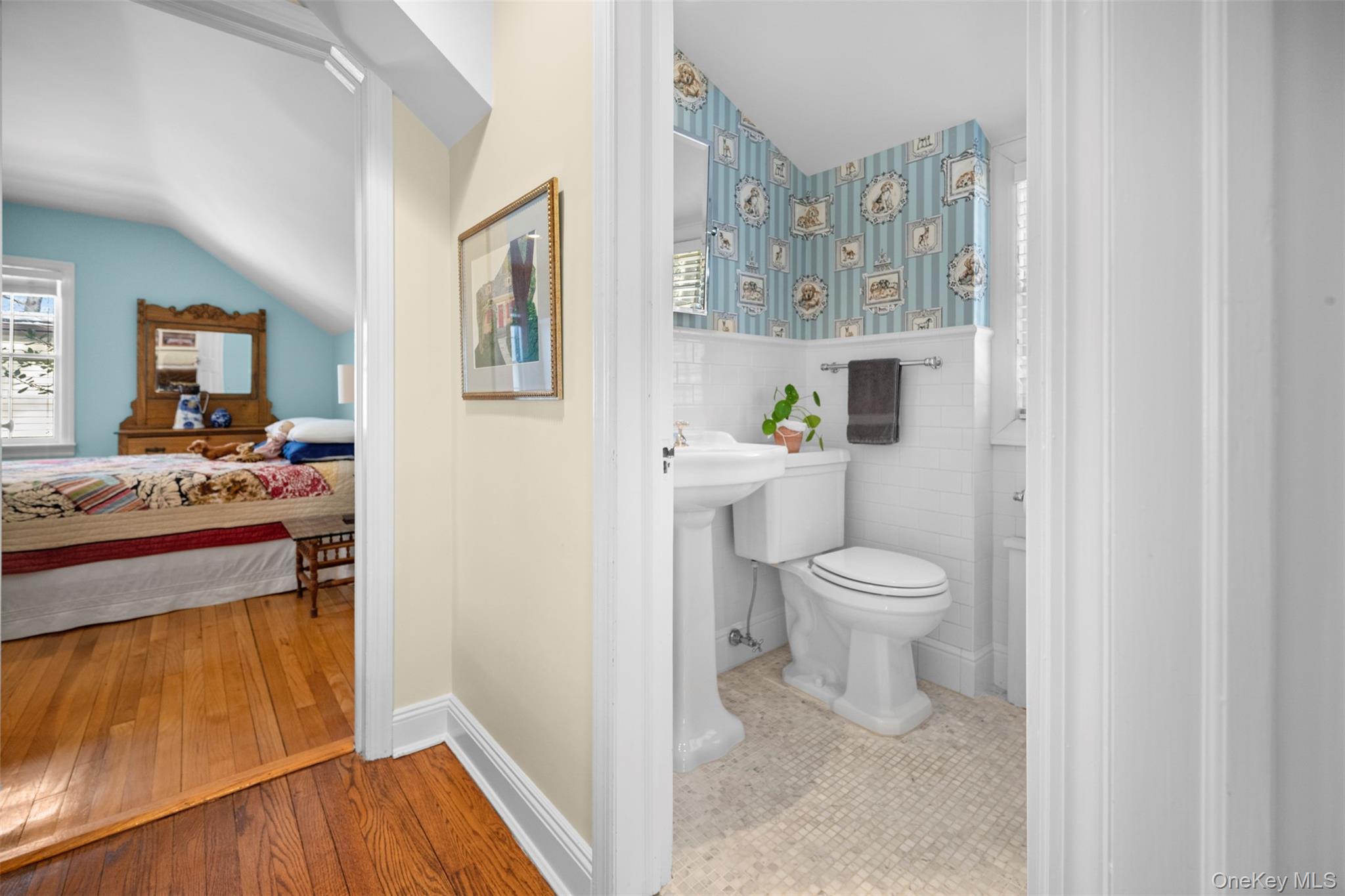 31 Bellingham Lane, Great Neck, NY 11023