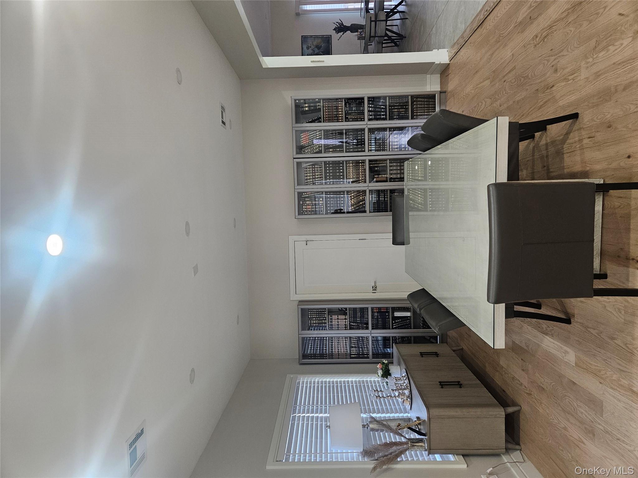 344 bayview, Inwood, NY 11096