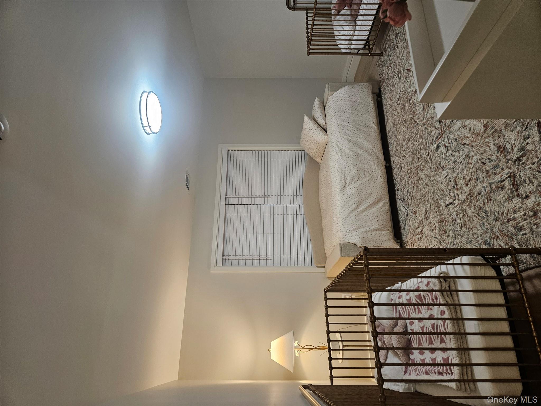 344 bayview, Inwood, NY 11096