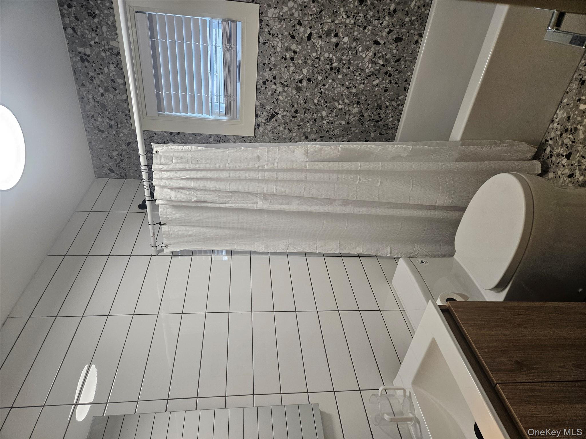 344 bayview, Inwood, NY 11096