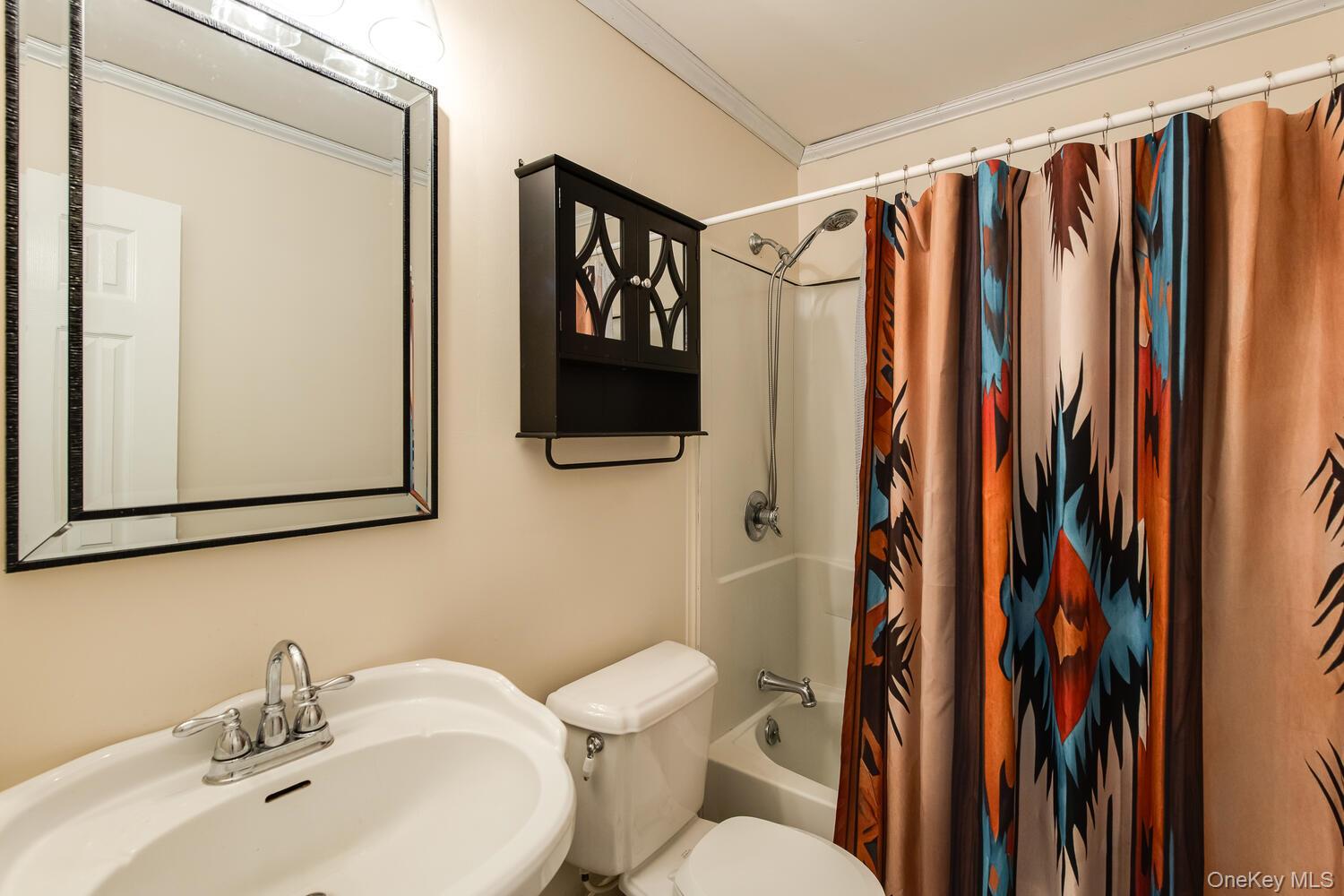 4 Edgewood Drive, Saugerties, NY 12477