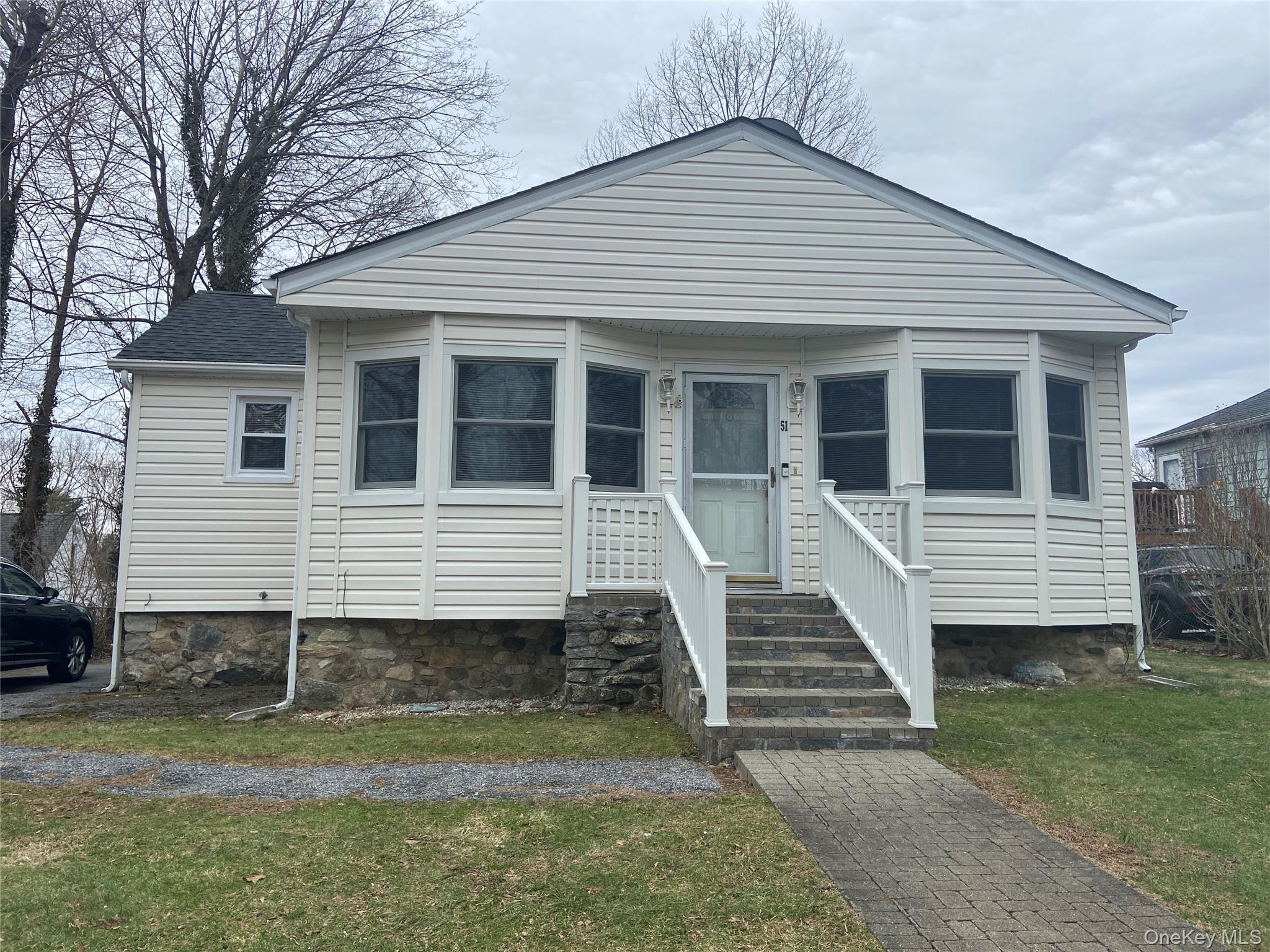 51 Johnson Street, Lake Peekskill, NY 10537