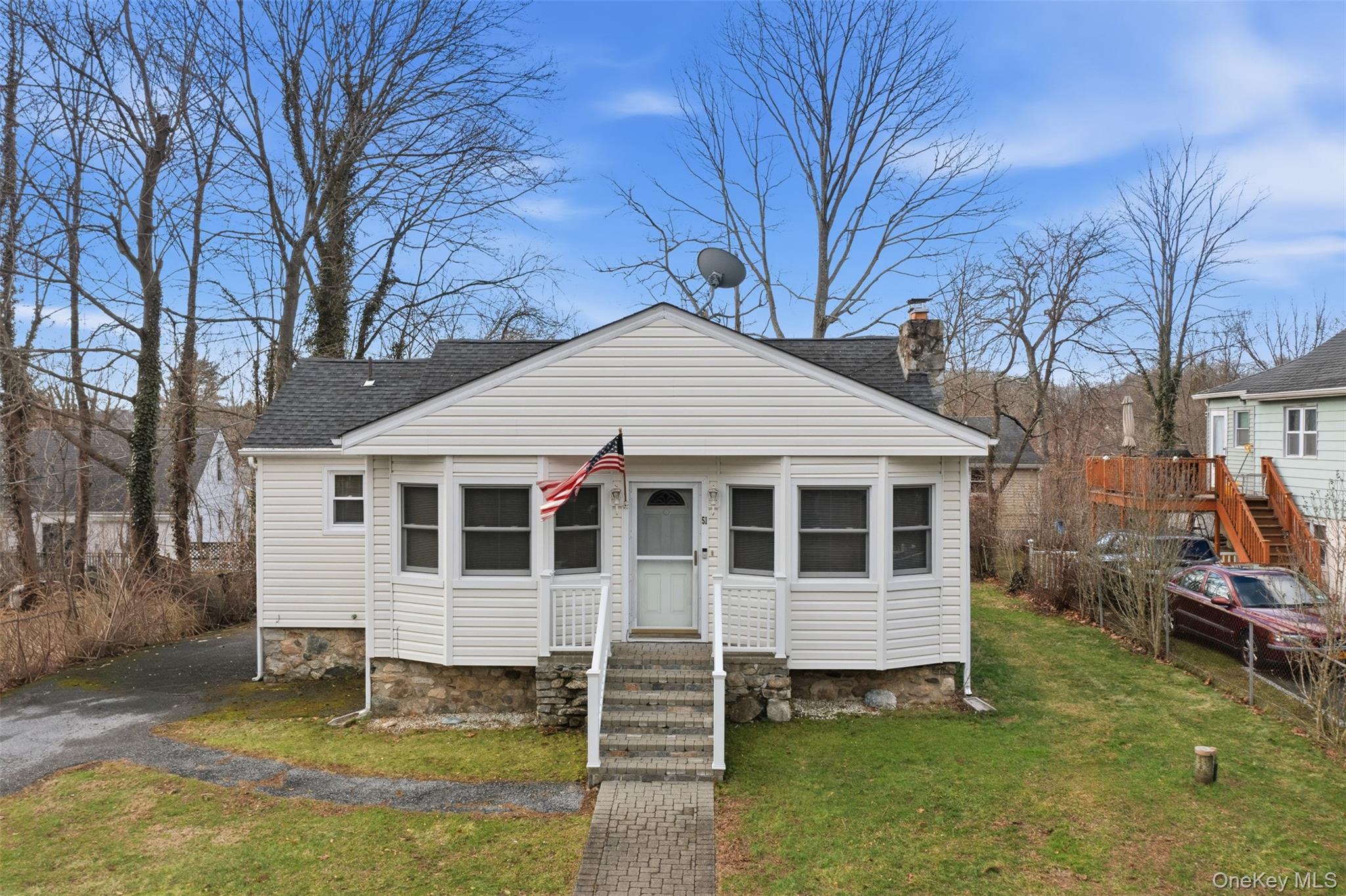 51 Johnson Street, Lake Peekskill, NY 10537