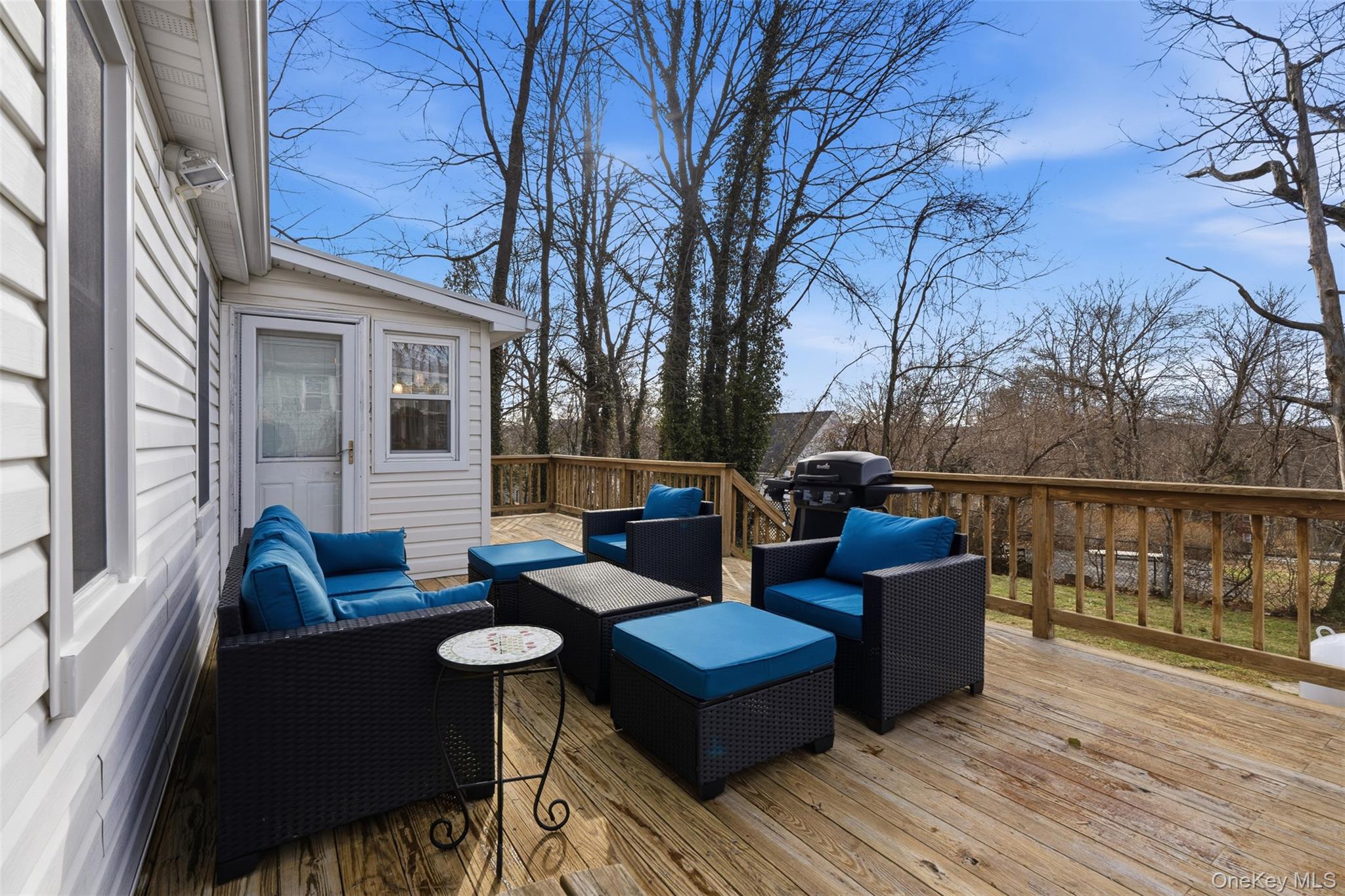 51 Johnson Street, Lake Peekskill, NY 10537