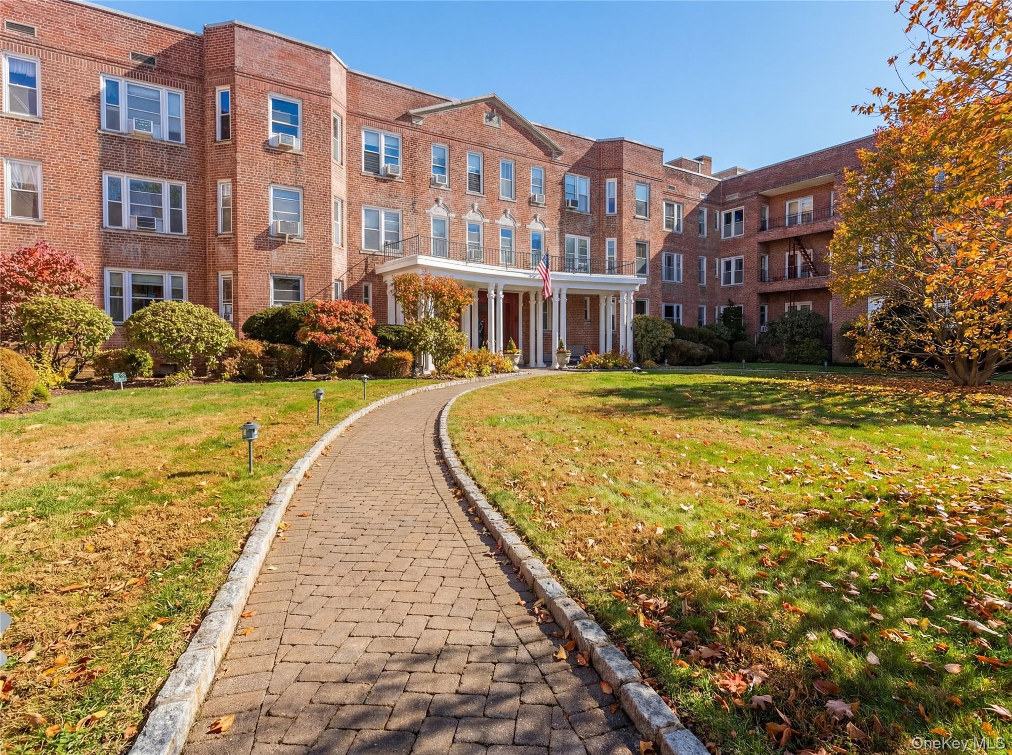 2 Overlook Road # 3D6, White Plains, NY 10605