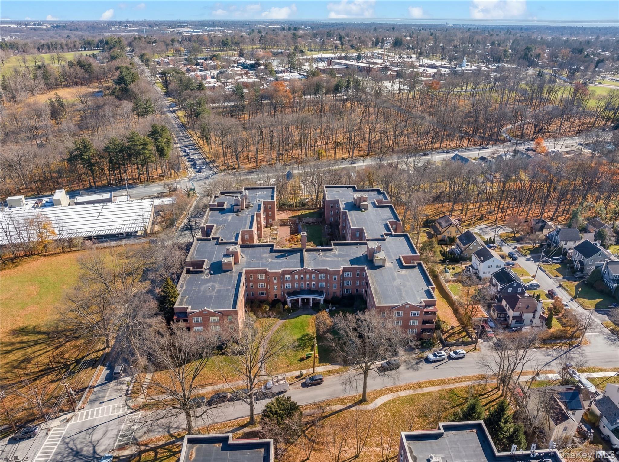 2 Overlook Road # 3D6, White Plains, NY 10605