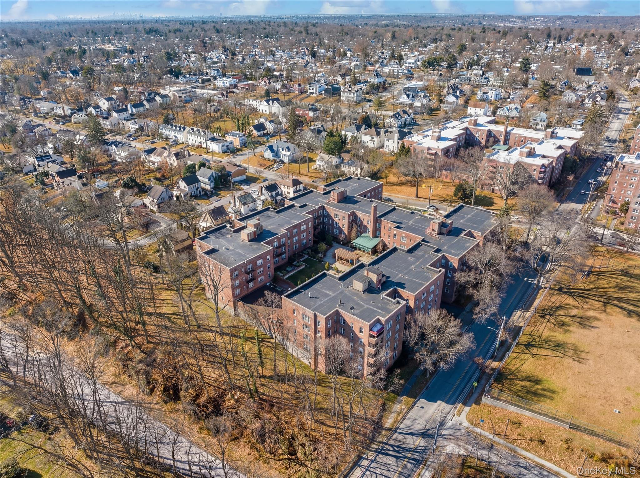 2 Overlook Road # 3D6, White Plains, NY 10605