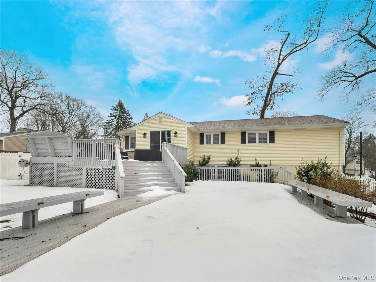 5 Indian Drive, West Nyack, NY 10994