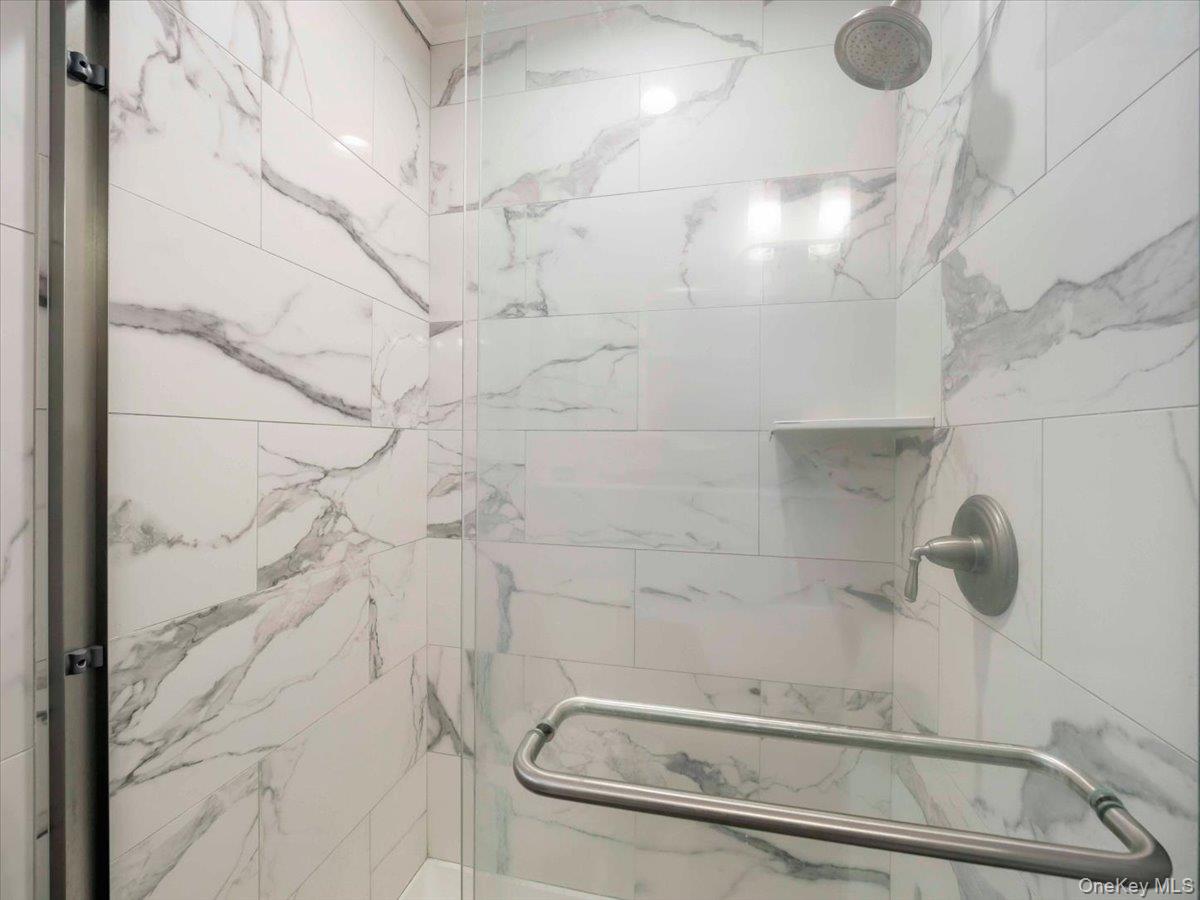 5 Indian Drive, West Nyack, NY 10994