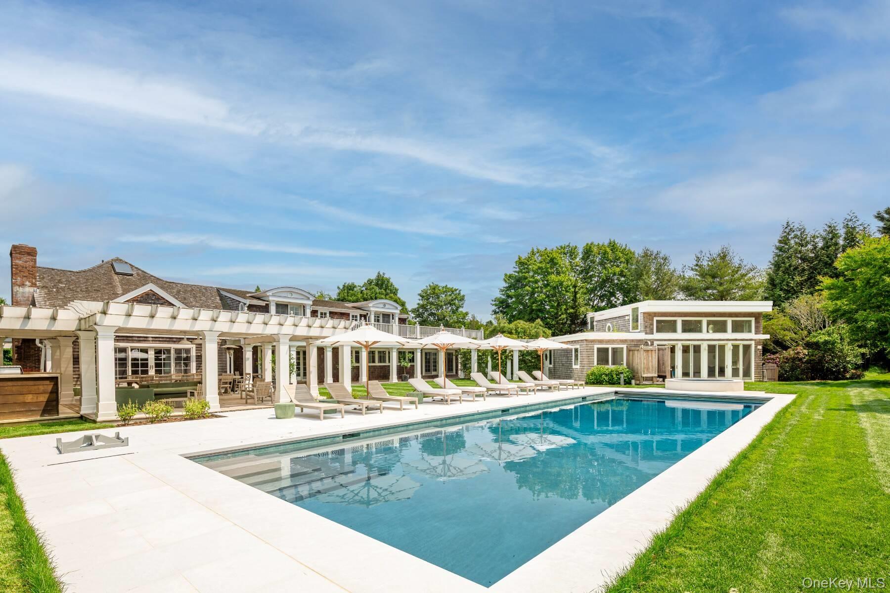 Bridgehampton, NY 11932