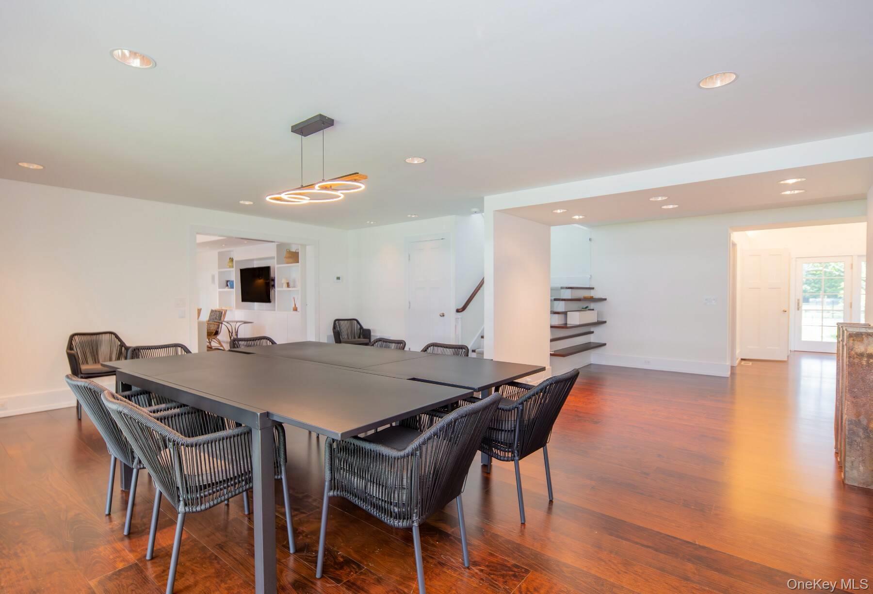 Bridgehampton, NY 11932