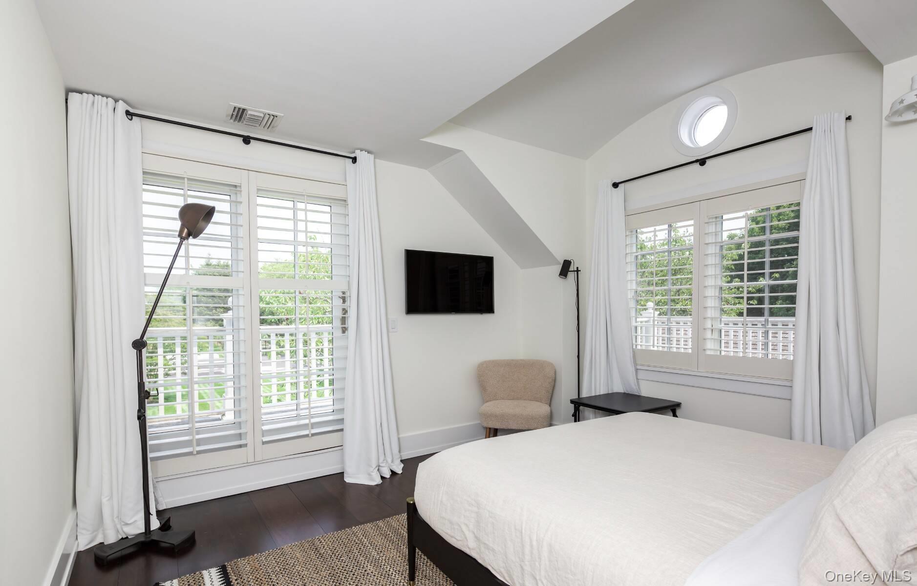 Bridgehampton, NY 11932