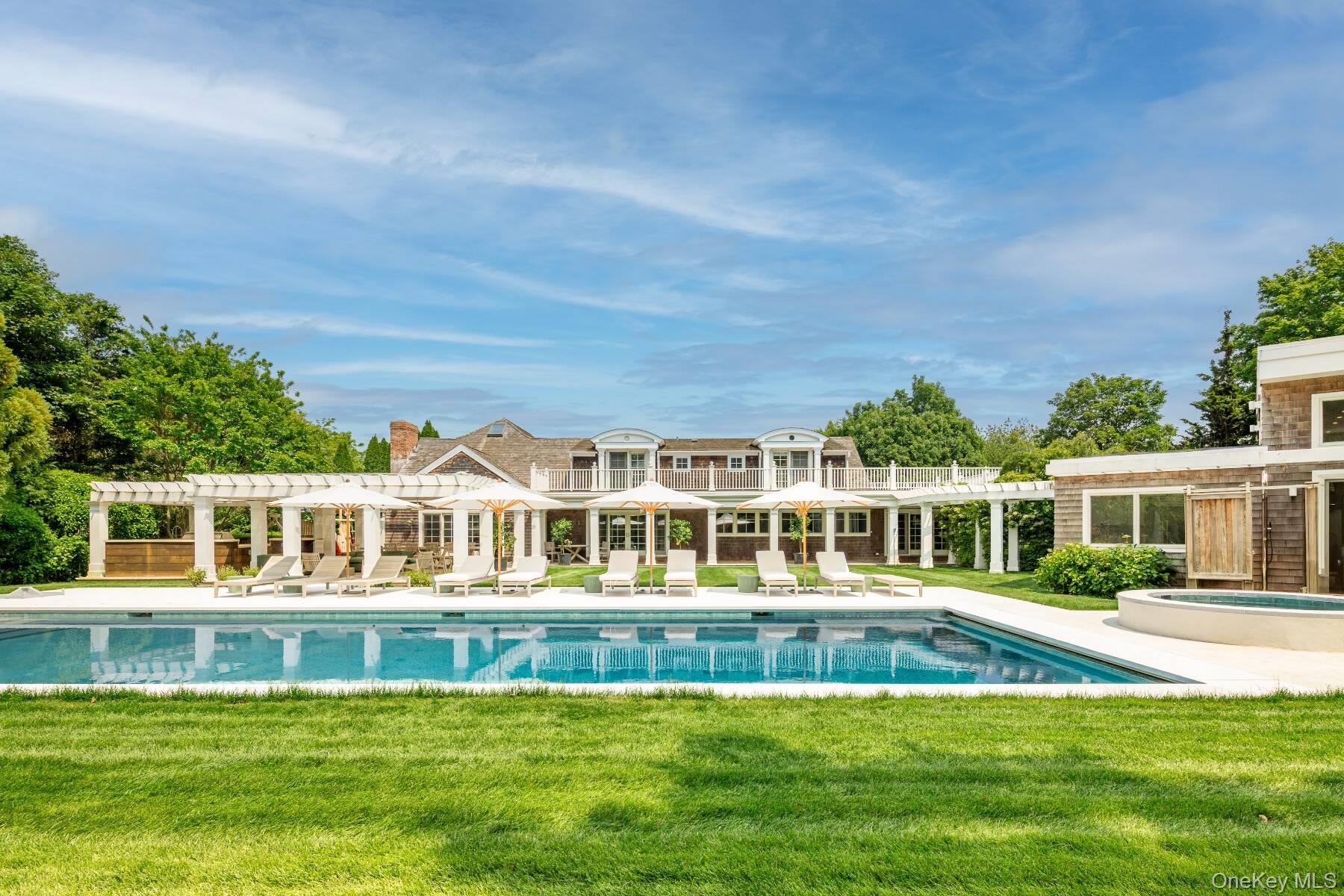 Bridgehampton, NY 11932