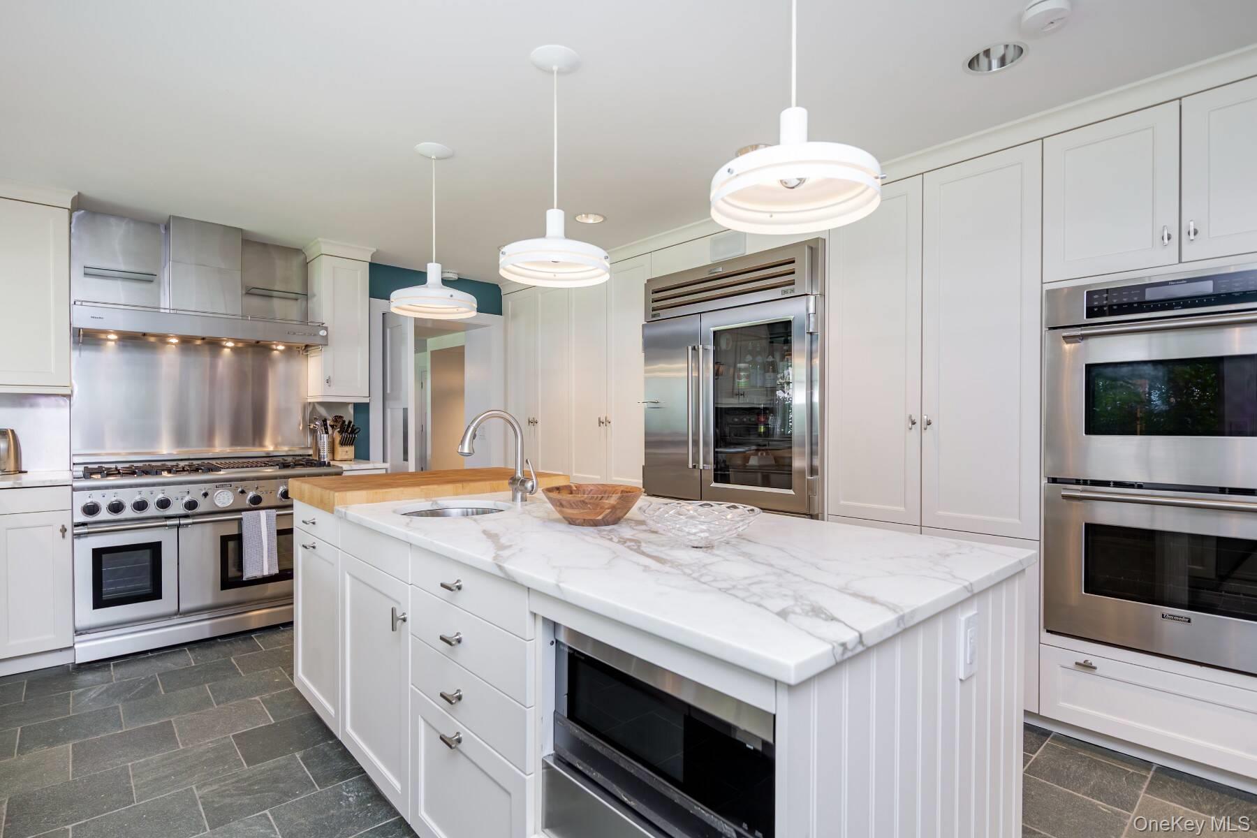 Bridgehampton, NY 11932