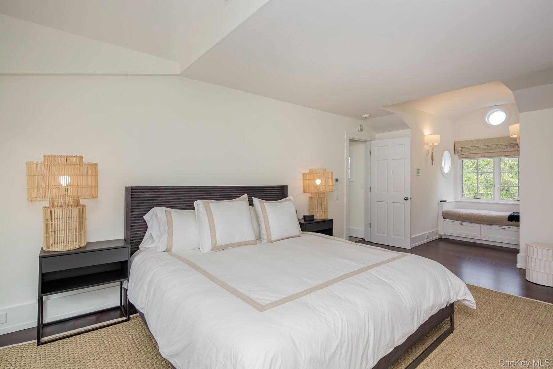 Bridgehampton, NY 11932