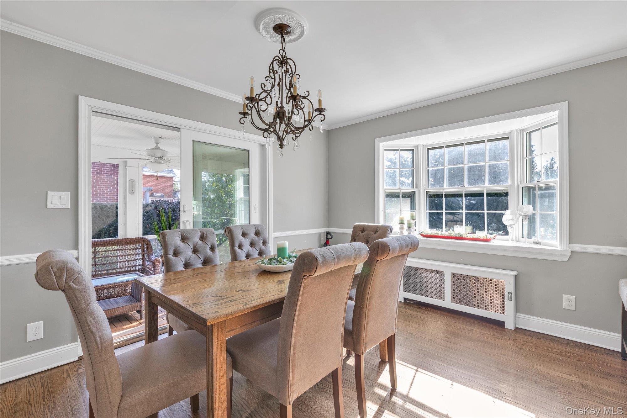 7 Rutgers Place, Merrick, NY 11566