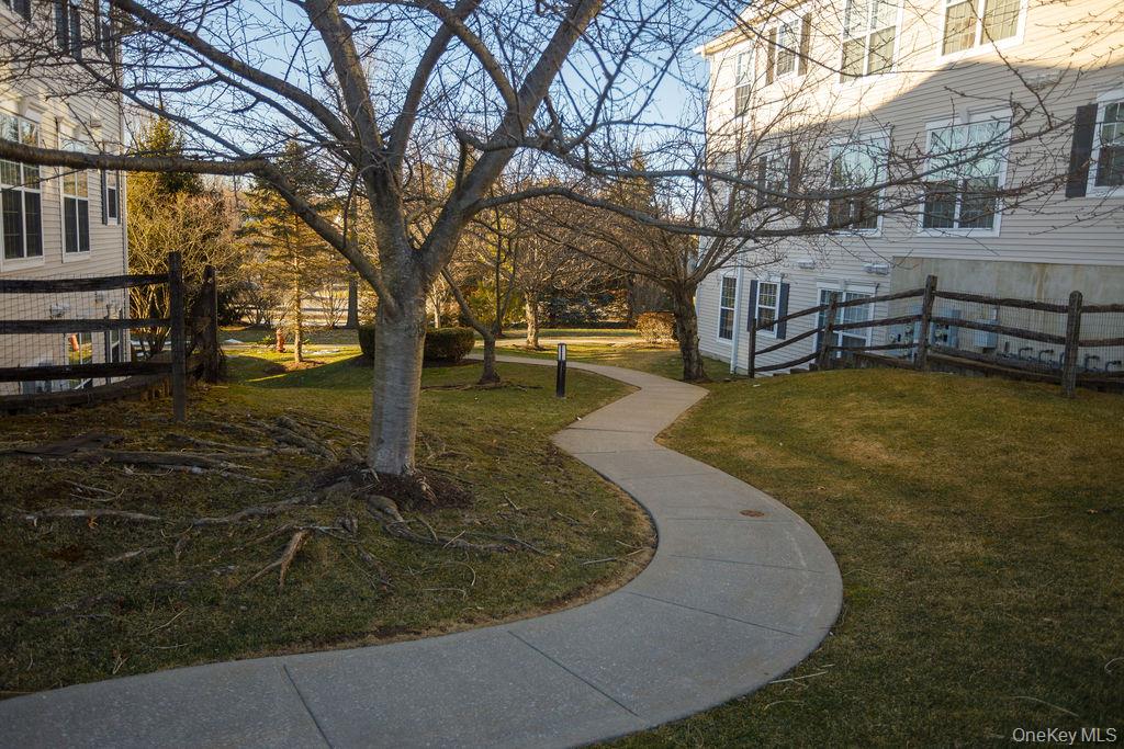 919 Saratoga Lane # 584 Rt 9, Fishkill, NY 12524