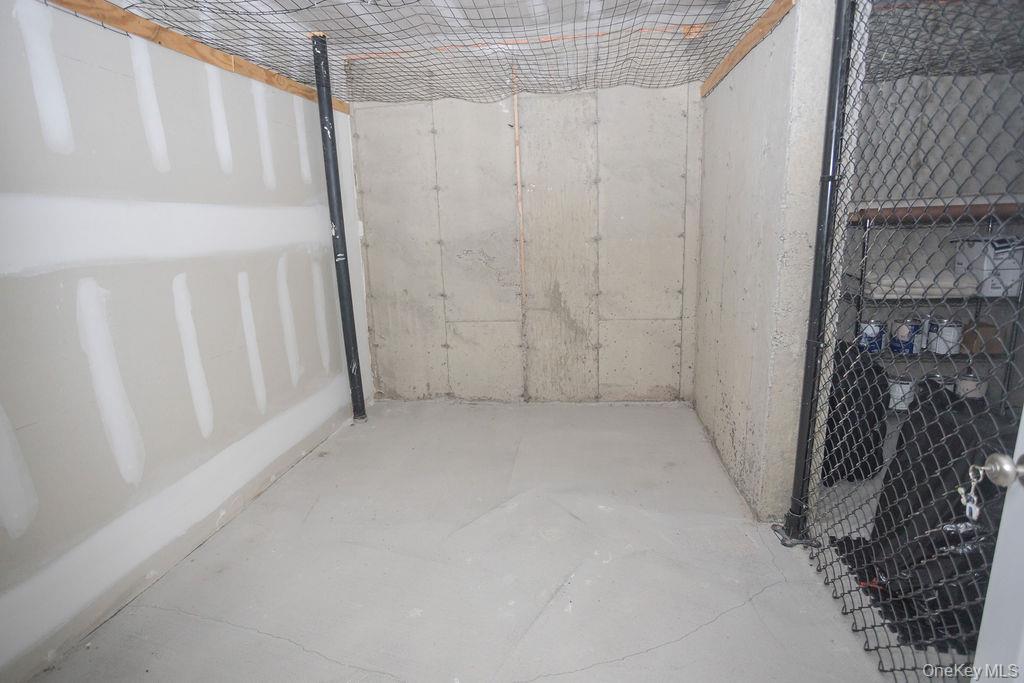 919 Saratoga Lane # 584 Rt 9, Fishkill, NY 12524