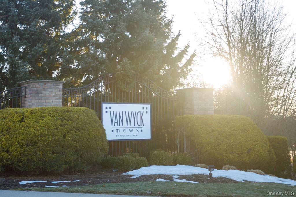 919 Saratoga Lane # 584 Rt 9, Fishkill, NY 12524