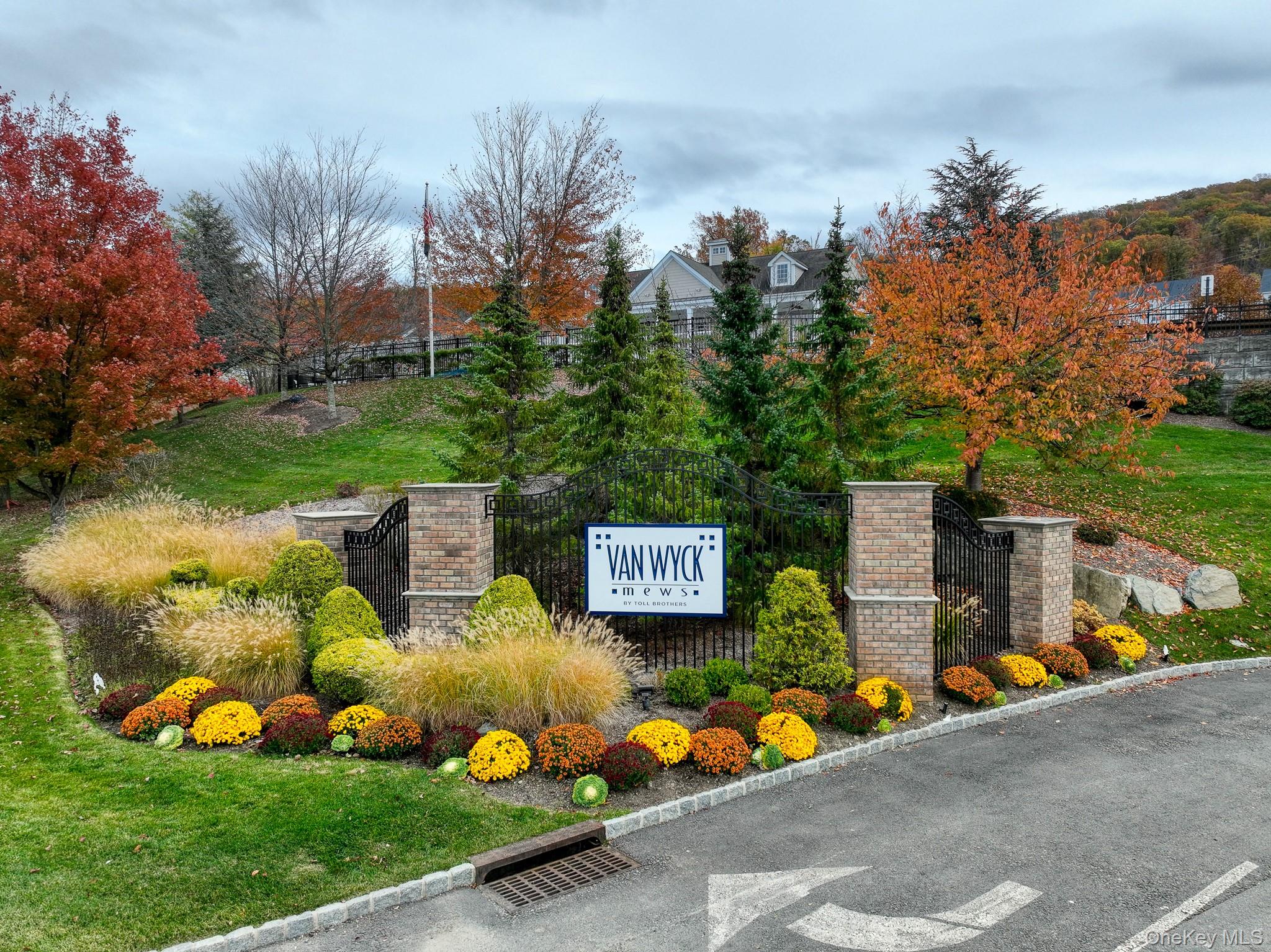 919 Saratoga Lane # 584 Rt 9, Fishkill, NY 12524