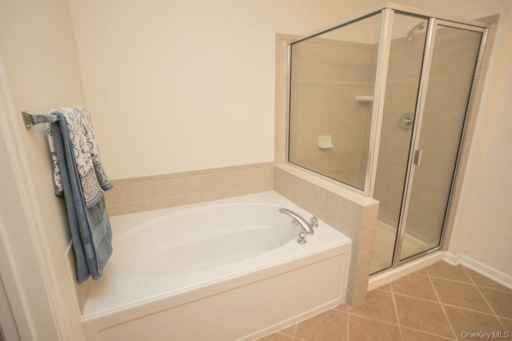 919 Saratoga Lane # 584 Rt 9, Fishkill, NY 12524