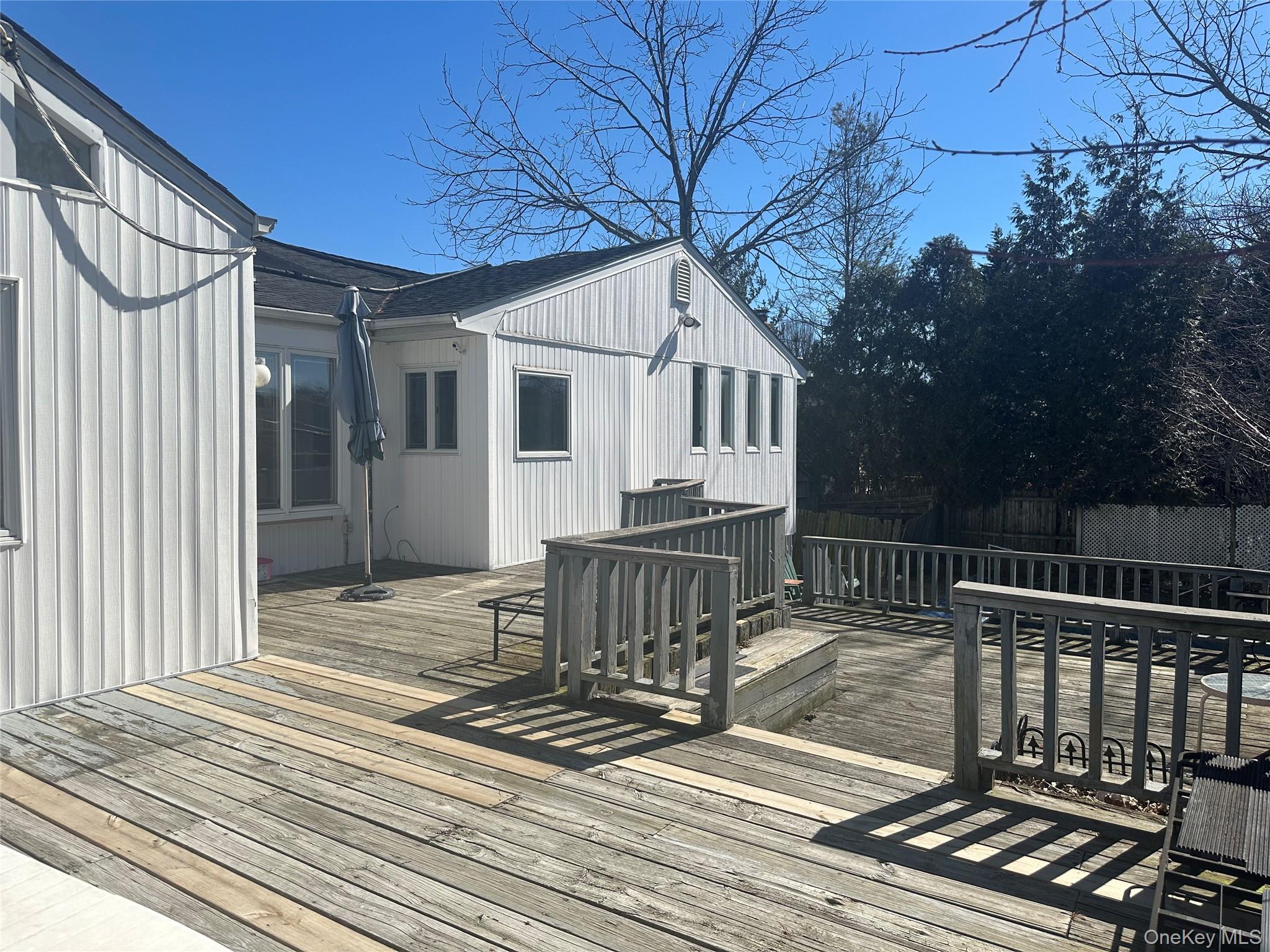 23 Clinton Lane, Jericho, NY 11753