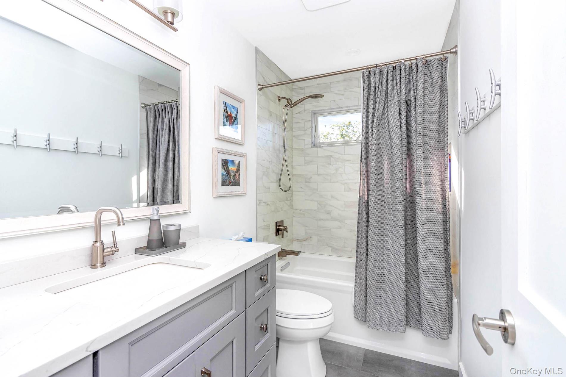 155 Bridge Street, Greenport, NY 11944