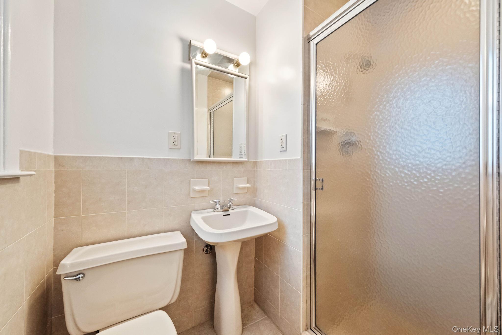 32 Bramble Brook Road, Ardsley, NY 10502