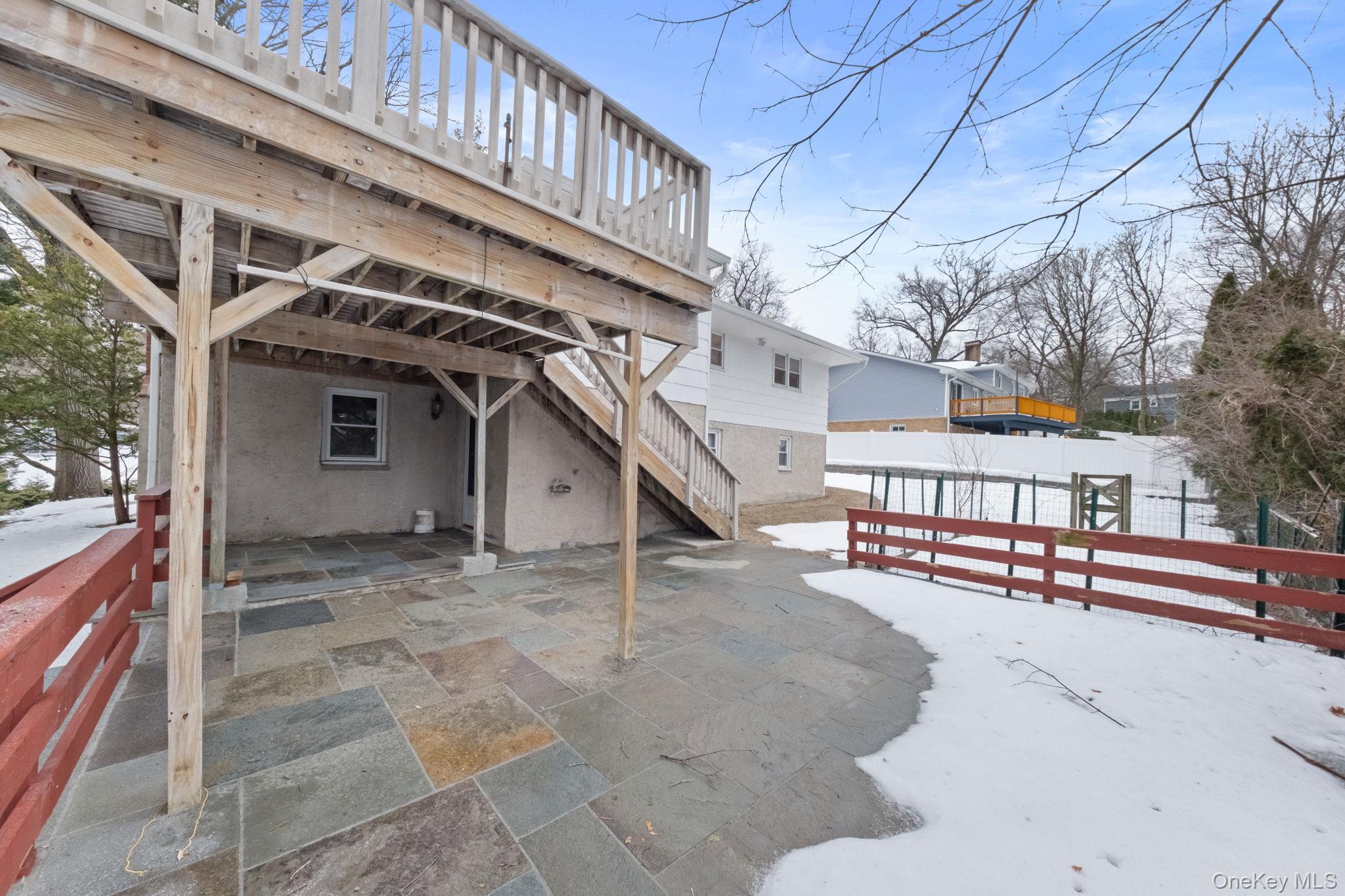 32 Bramble Brook Road, Ardsley, NY 10502