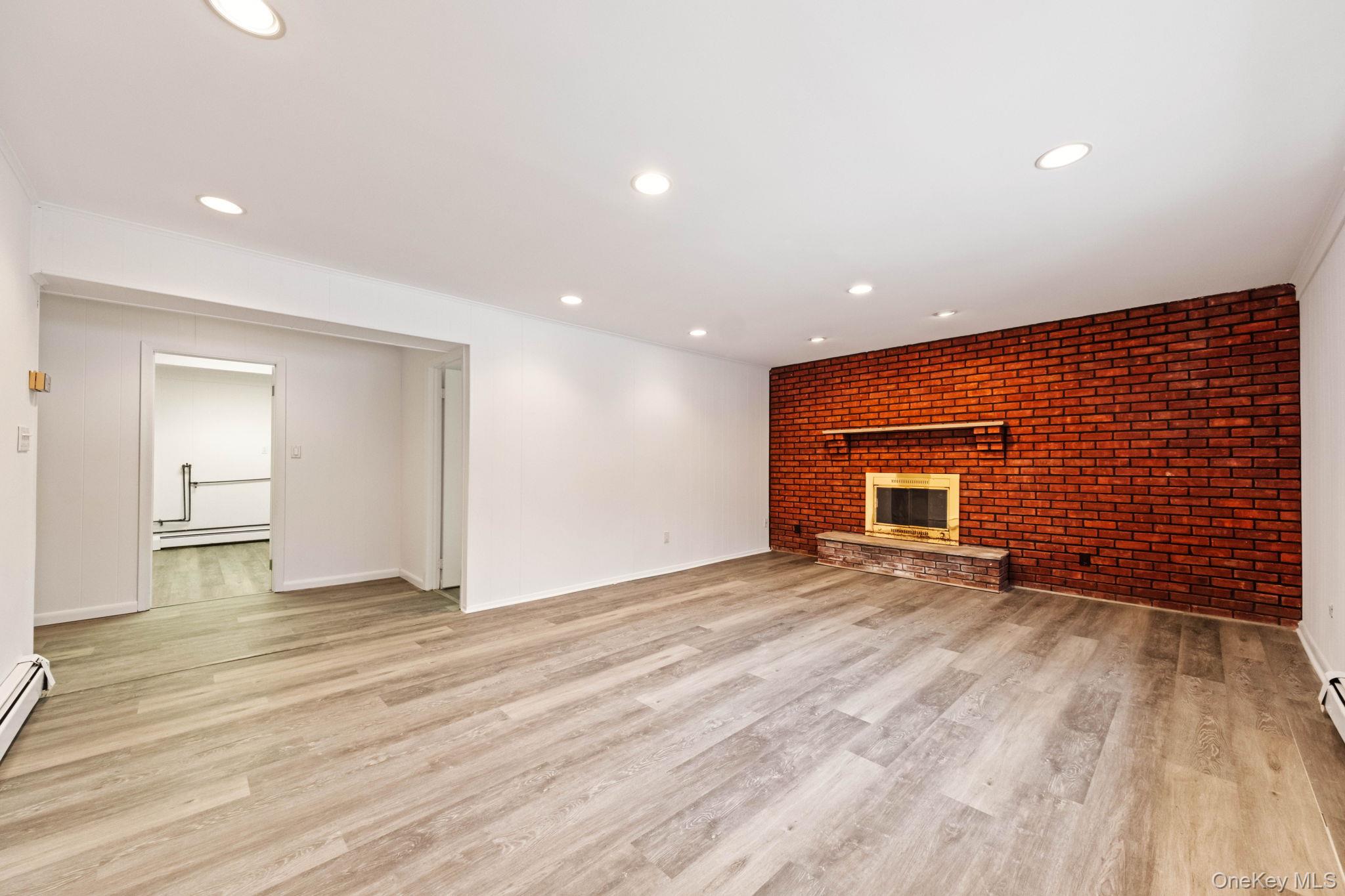 32 Bramble Brook Road, Ardsley, NY 10502