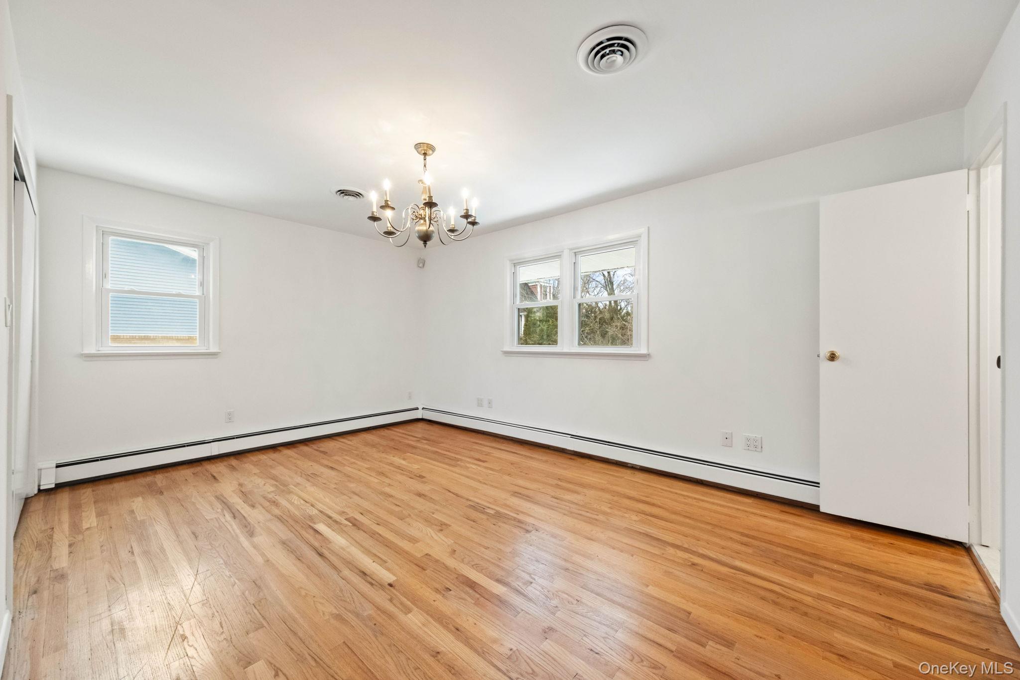 32 Bramble Brook Road, Ardsley, NY 10502